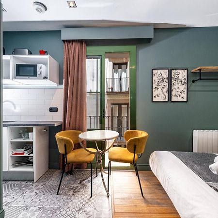 Ainb Born-Dames Apartments บาร์เซโลนา ภายนอก รูปภาพ