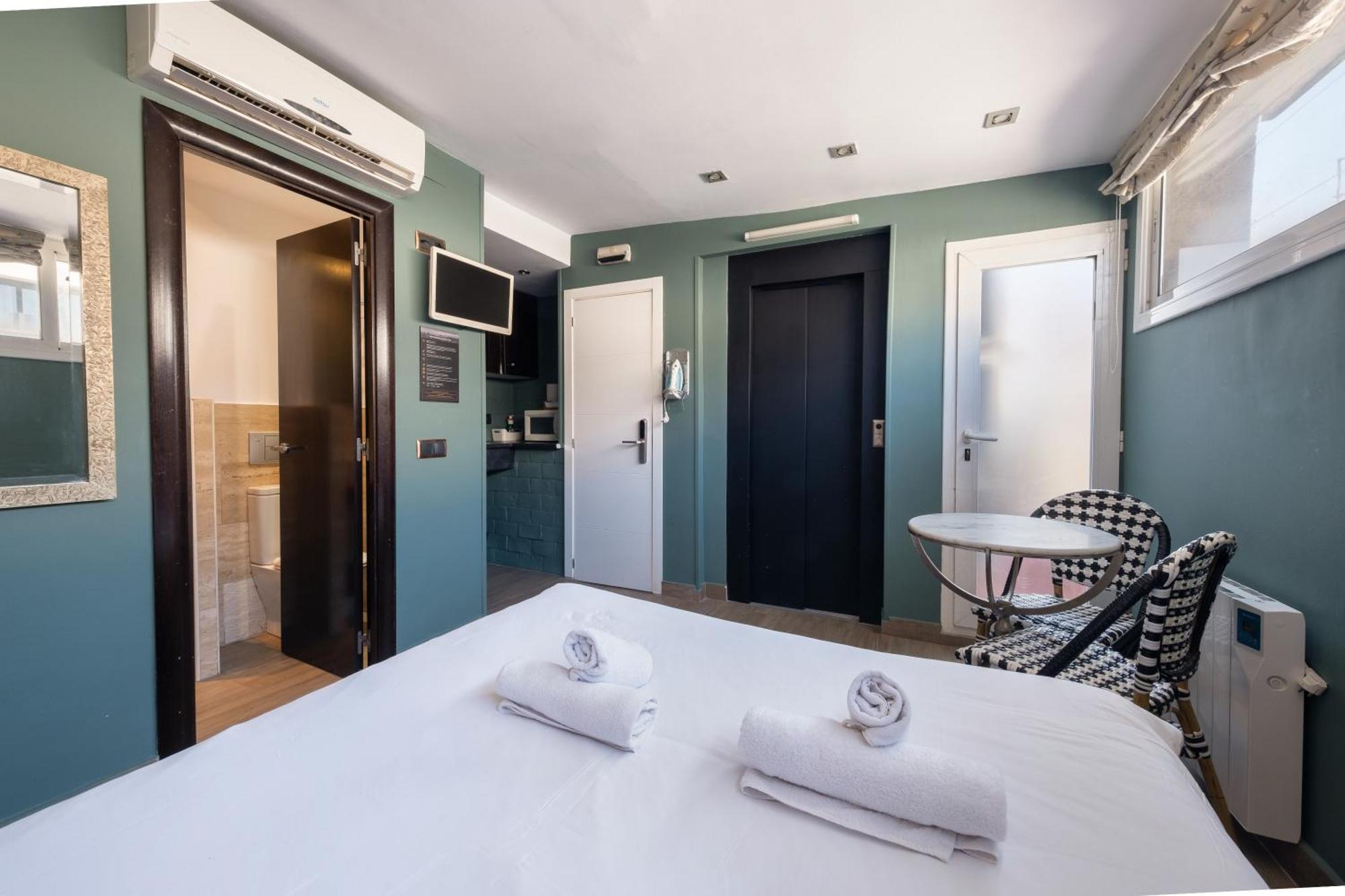 Ainb Born-Dames Apartments บาร์เซโลนา ห้อง รูปภาพ
