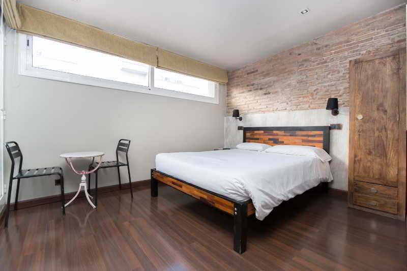 Ainb Born-Dames Apartments บาร์เซโลนา ภายนอก รูปภาพ