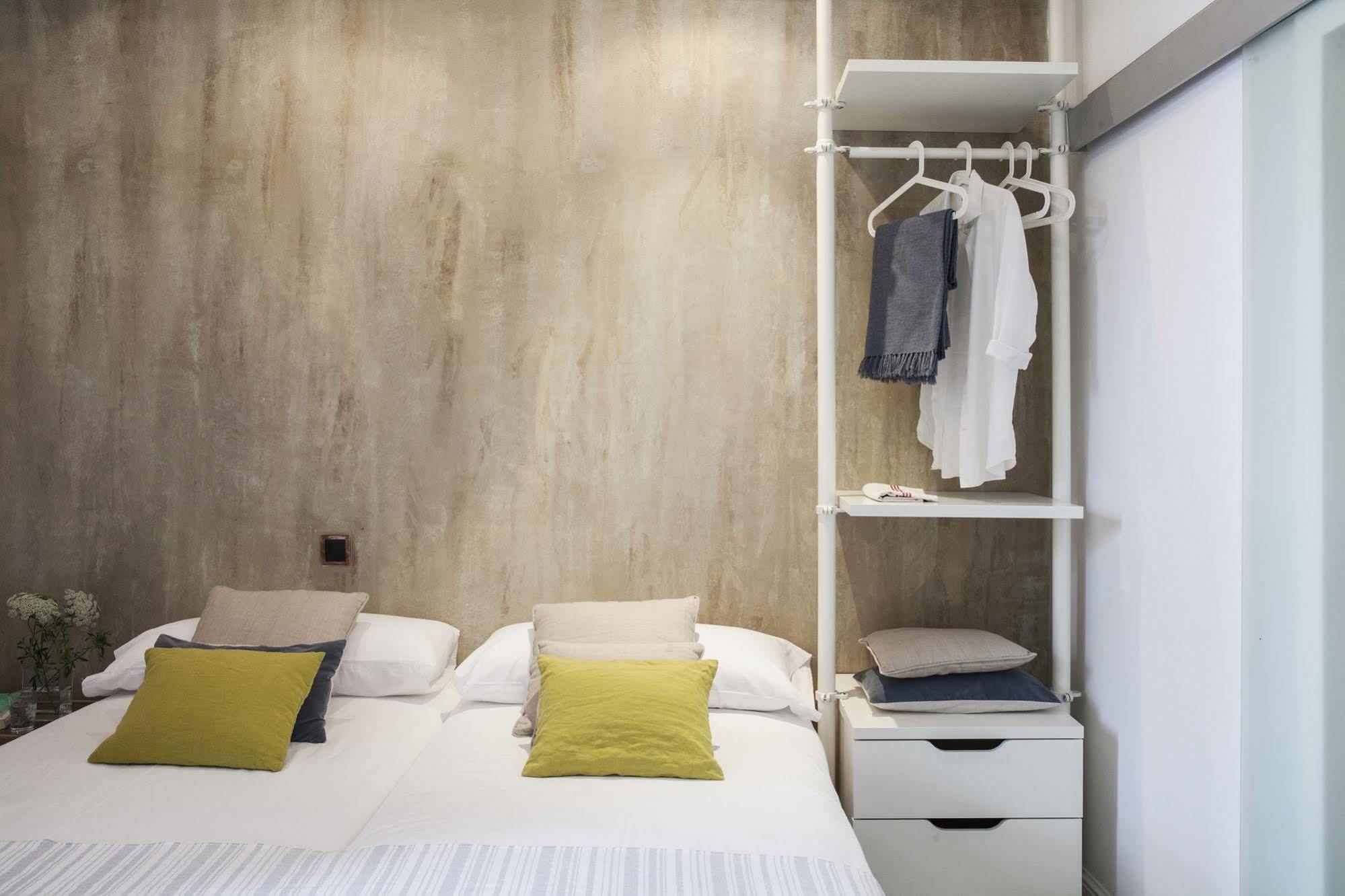 Ainb Born-Dames Apartments บาร์เซโลนา ภายนอก รูปภาพ
